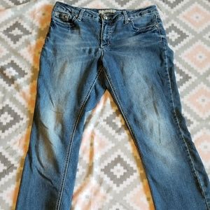 Womens Jean's with decorative pockets